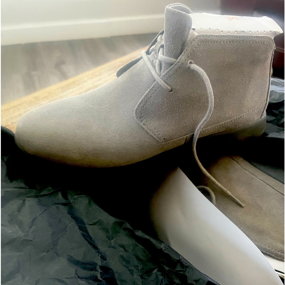 UGG Dustin Chukka Boot NWT